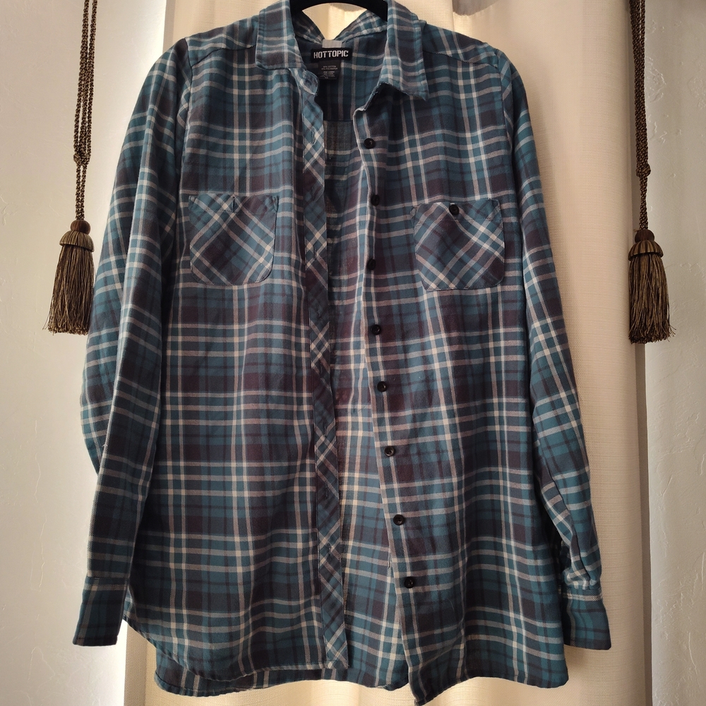Hot Topic Teal Plaid Casual Button-Down Shirt